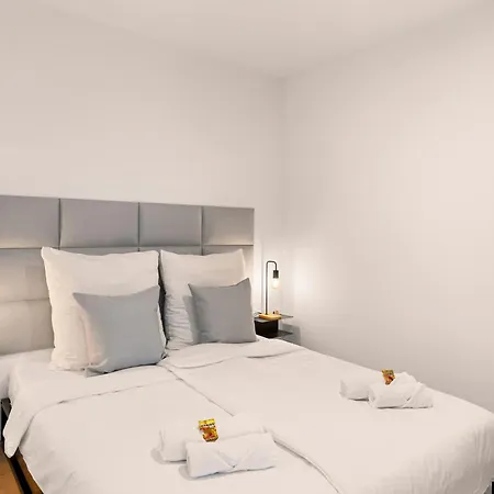 Modernes Apartment Am Gleispark Oldenburg Exterior photo